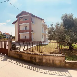  Apartament Comfort & Style 1st Floor Chorwacja