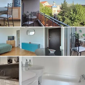 Studio 30m Avec Balcon Et Parking, Casa Appartement Lyon