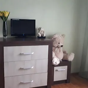Homestay Tulips - Guest Close To The Airport, Free Street Parking, Sofia