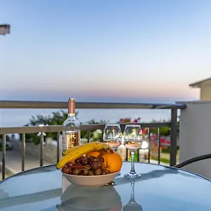 kordela-studios.hotelschalkidiki.net/